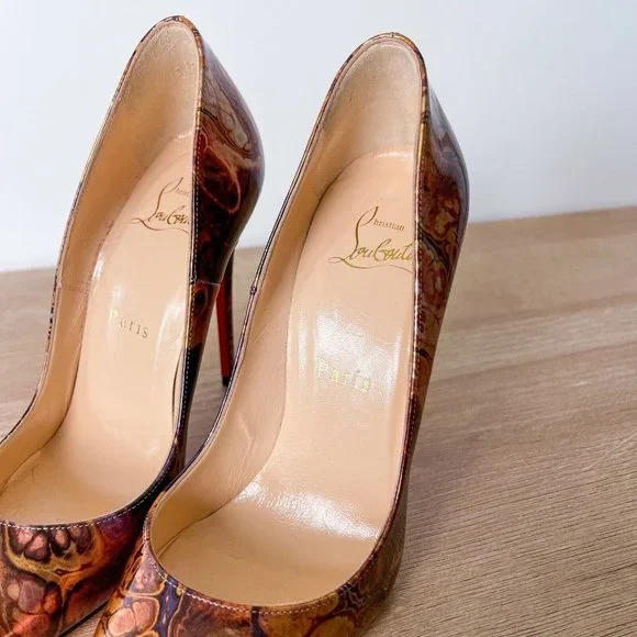 ❤️SOLD❤️Christian Louboutin Heels - Picture 9 of 11